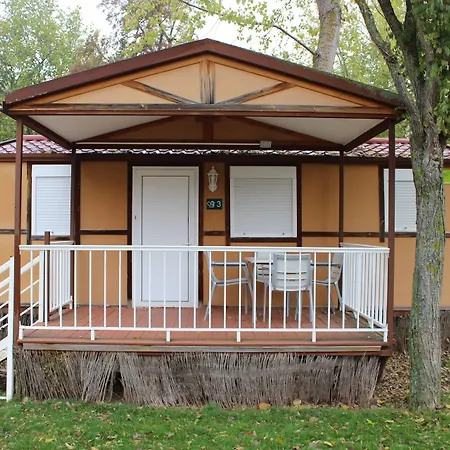 Fuentes Blancas Camping 2*