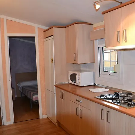 露营富恩特斯卡斯酒店 Burgo