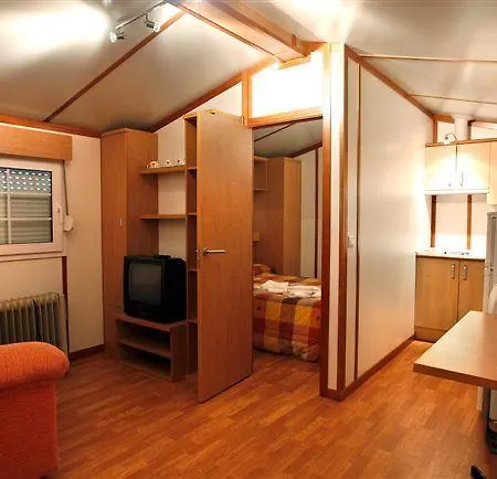 营地 露营富恩特斯卡斯酒店 2*