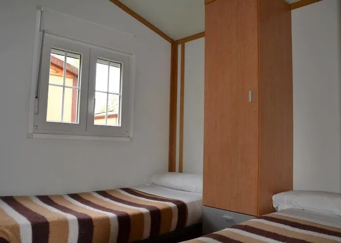 Fuentes Blancas Parque de Campismo 2*